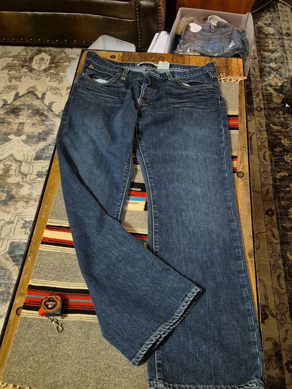 GAP ORIGINAL BOY CUT SZ.12. 34"x32"/9" Rise. (#1154)
